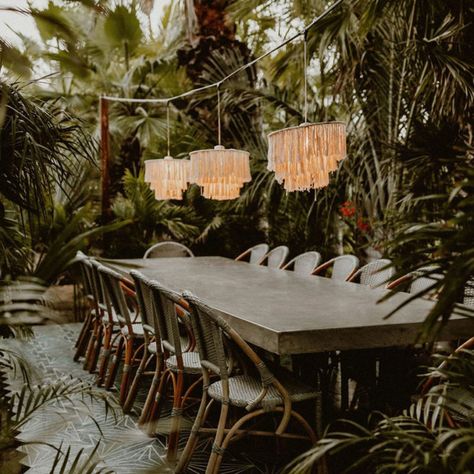 Acre Baja: Hotel in San Jose del Cabo - STAY SOME DAYS Jungle Dining Room, Acre Baja, Backyard Dinner, Backyard Dinner Party, Boho Space, Flower Installation, San Jose Del Cabo, Private Dining Room, Natural Ventilation