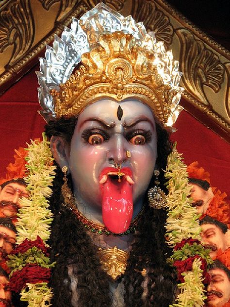 Kali Hindu Demon, Demon Goddess, Jay Maa Kali, Maa Kali Photo, Kali Mantra, Shiva Angry, Maa Kali Images, Kali Statue, Kali Hindu