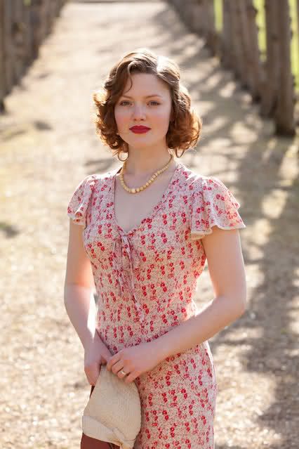 Holliday Grainger (Helene Albrecht) Holiday Grainger The Borgias, Holiday Granger, Holliday Granger, Holiday Grainger, Nikhila Vimal, François Arnaud, Romantic Kibbe, Francois Arnaud, Kibbe Romantic