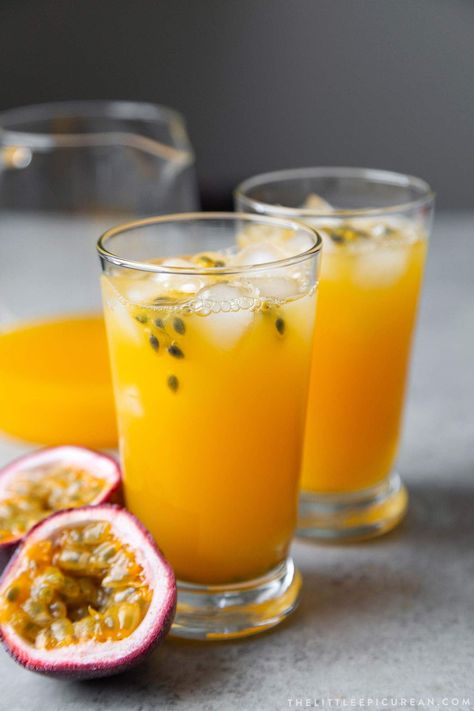 Fruit Drinks Recipes, Passionfruit Recipes, Fruit Juice Recipes, Passion Fruit Juice, Fruit Photography, Juice Drinks, Fruit Drinks, Drinks Alcohol Recipes, Delicious Cocktails