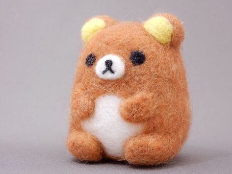 Needle Felted Monkey, Cute Felting Ideas, Needle Felted Animals Easy, Needle Felted Animals For Beginners, Cute Needle Felting Ideas, Needle Felting Easy, Needle Felting Animals, Felting Crafts, Felt Plushie