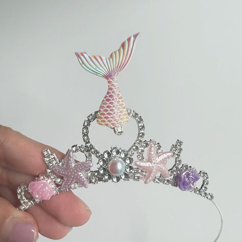 Mermaid Tiara, Frozen Birthday Decorations, Mermaid Birthday Outfit, Mermaid Pool Parties, Ocean Birthday Party, Girls Tiara, Willow Grove, Crown Birthday, Ocean Birthday