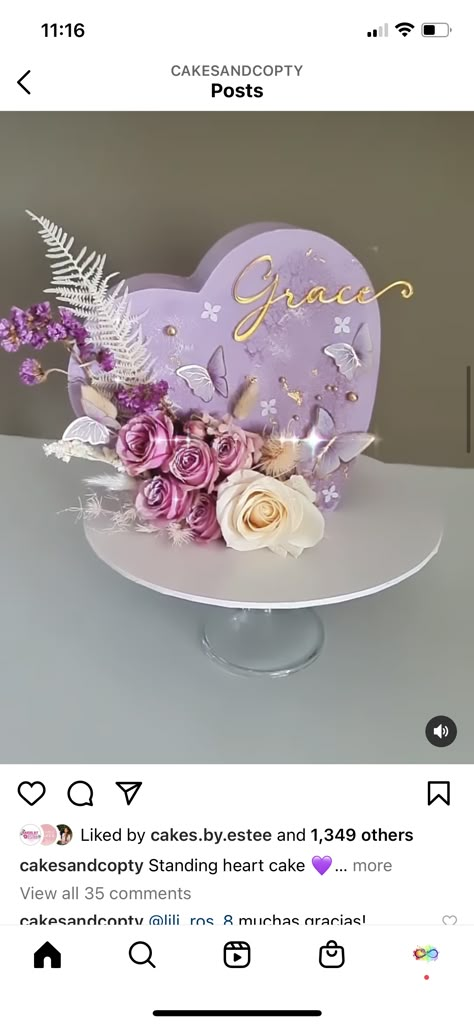 Unique Cakes For Women, Cake With Cake Topper, Heart Shaped Cakes Design, 8 Inch Birthday Cake Ideas, Unique Cake Shapes, Wedding Cake Unique Creative, Forward Facing Cake, Elegant Heart Cake, Pull Me Up Cake Design