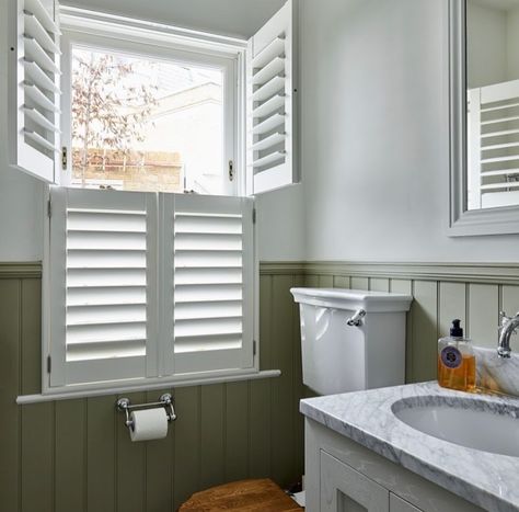 Small Bathroom Window Ideas, Bathroom Window Ideas, Coastal Cottage Bathroom, Bathroom Shutters, Shutters Interior, Small Bathroom Window, Bathroom Window Treatments, White Shutters, Louvered Shutters