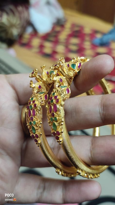 Bangles Jewelry Designs Gold Kada, Gold Gajulu Designs, Bangles Kada Gold, Gold Kadas Bangles, Kankanam Bangles Gold Latest, Kankanam Bangles Gold For Women, Latest Kada Bangles Gold Design, Gajulu Designs Gold, Gold Bangles Designs Latest