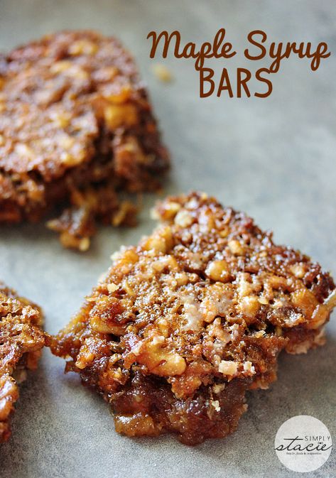 Maple Syrup Bars ~ I love the taste of real maple syrup! These bars are addicting. Cake Bars Recipe, Easy Bar Recipes, Maple Recipes, Maple Syrup Recipes, Butter Tarts, Syrup Recipe, Köstliche Desserts, Cookie Desserts, Brownie Recipes