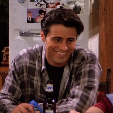 Matt Leblanc 90s, Ken Adams, Joey And Rachel, Chandler Friends, Joey Friends, 90s Actors, Masculine Fashion, Matt Leblanc, Friends Cast