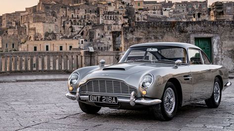 Classic Aston Martin, Aston Martin Db6, James Bond Cars, Cj Jeep, Bond Cars, Aston Martin Cars, Aston Martin V8, Aston Martin Db5, Aston Martin Dbs