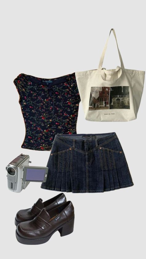 Artist Outfit Ideas, Dream Clothes Summer, Vintage Artsy Outfit, 90s Summer Outfits Aesthetic, Indie Summer Outfits, London Fashion Summer, 60s Inspired Outfits, Downtown Outfits, Fire Fits