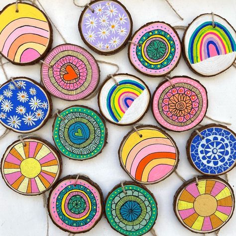 I’ve been a busy bee painting these colourful wood slices. Lots of fun playing with colour and cute designs All available in my Etsy shop… | Instagram Round Wood Painting Ideas, Painted Wood Circles, Wood Circle Painting, Kindness Painting, Wooden Circle Crafts, Wooden Painted Keychains, Wooden Slice Painting, Painted Coasters Diy Wood Slices, Wood Slice Art Paint Easy