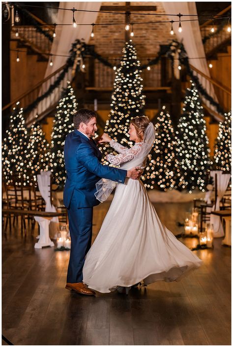 The Views at Sunset Ridge Christmas Couple Dancing Christmas Wedding Christmas Trees, Christmas Trees At Wedding, Christmas Wedding Photos, Pink Christmas Wedding, Christmas Wedding Pictures, Christmas Wedding Ceremony, Christmas Styled Shoot, Tree Wedding Ceremony, Wedding Themes Colors