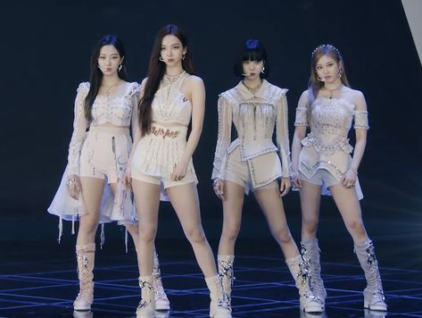 Aespa White Outfit, Aespa Concert Outfit, Aespa Outfits, Super Power Girl, Airport Fashion Kpop, Bff Matching Outfits, Bright Outfits, Preformance Outfits, Women Dresses Classy