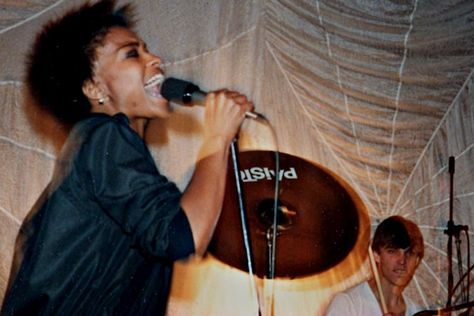 TINA BELL'S HIDDEN LEGACY: THE BLACK WOMAN WHO CREATED THE SOUND OF GRUNGE Tina Bell, Angry Feminist, Women Of Rock, Grunge Band, Black Punks, Female Guitarist, Riot Grrrl, Plaid Shirts, Punk Rocker