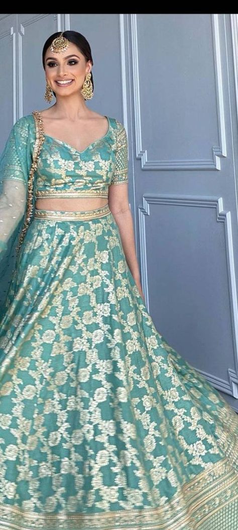 Sea green banarasi brocade lehenga  Lehenga fabric: Banarasi brocade with sequin borders.  Lined with soft cotton Blouse : Banarasi brocade with sequin work.  Dupatta: net with sequin work.  Color : Sea green Custom measurements: Lehenga will be made to measure.  Once you place the order I'll share a measurements chart.  Please send me a message for customisation/ colors Green Brocade Lehenga, Sea Green Lehenga, Green Banarsi Lehnga, Sea Green Indian Outfits, Night Lehenga Designs, Lehnga Blouse Designs Latest Banarasi, Banarsi Lehanga Designs, Brocade Lehenga Designs, Banarsi Lehenga Design