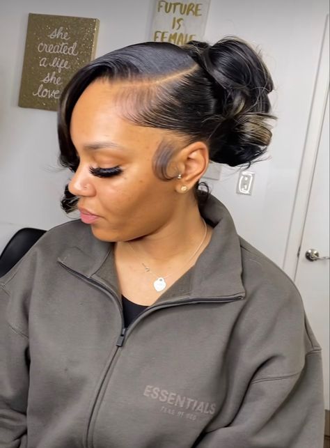 Elegant Low Bun Black Women, Frontal Low Bun Hairstyles, Prom Hair Black Girls Updo, Classy Slick Back Hairstyles Women, Low Bun Wig Hairstyles, Updo Quick Weave Hairstyles, Side Part Updo Black Women, Prom Updo Black Women, Low Bun Prom Hairstyles