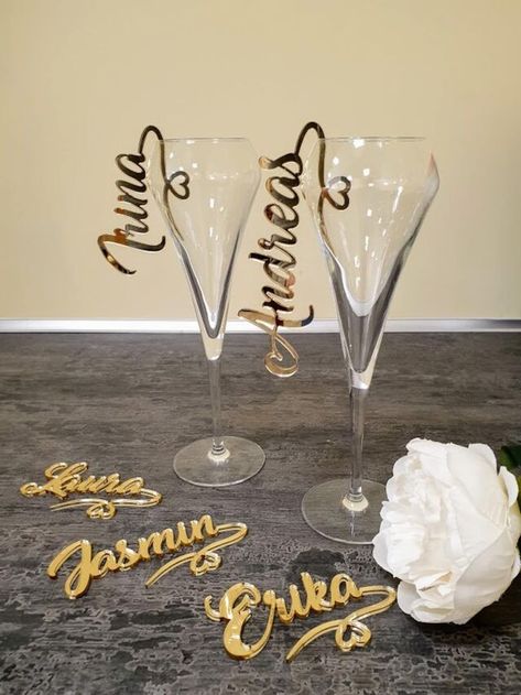 Wine Glass Charms Wedding, Lézervágott Fa, Wedding Wine Charms, Glasses Cup, Gold Wine, Glowforge Ideas, Idee Cricut, Glow Forge, Wedding Charm