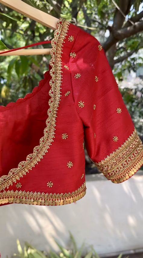 Hand Work Blouse Design Zardosi, Blouse Designs Latest For Engagement, Blouse Embroidery Designs Silk Indian Bridal, Red Work Blouse Designs, Red Colour Blouse Designs, Banaras Saree Blouse Designs, Threadwork Blouse Designs, Red Blouse Work Designs, Bride Blouse Designs Latest