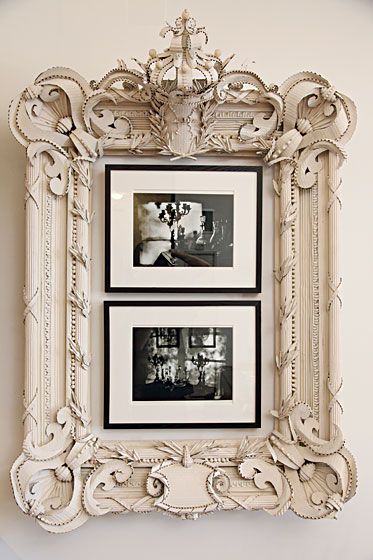 love this ornate frame surrounding the black frames with black & white photos Shabby Chic Romantico, Camera Shabby Chic, Shabby Chic Romantic Bedroom, Shabby Chic Decorating, Shabby Chic Bedroom Furniture, Vibeke Design, Decoration Shabby, Cardboard Frame, New York Vintage