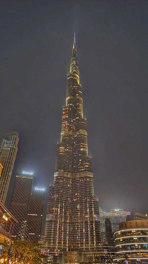 Burji Khalifa Dubai Dubai Scenery, Dubai Vibes, Cities Aesthetic, Dubai Photography, Insta Dp, Khalifa Dubai, Armchair Travel, Dubai Aesthetic, Dubai Tour