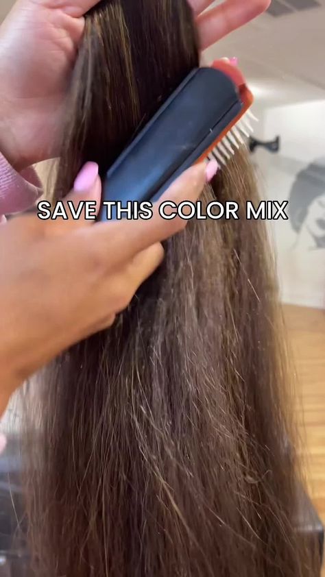 Braid Hairstyles | Everything about is video is perfect! 😍 Jumbo twists 🎥 credit: @shaneillroyalhair (braider based in NY, go check her out!) Follow... | Instagram Braiding Color Combos, Braid Color Combos, New Braid Styles, Braids Inspiration, Corn Row, Jumbo Twists, Hair Facts, Braids Pictures, Summer Braids