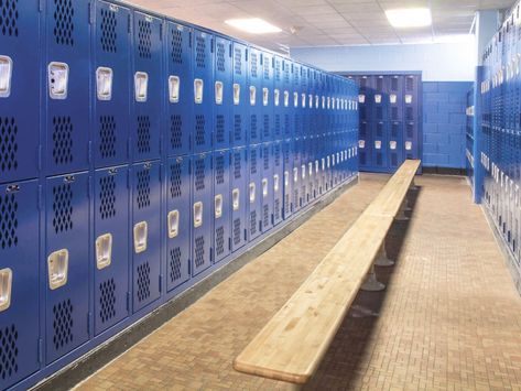 School Locker Room, Athletic Locker, Gym Locker Room, Middle School Lockers, High School Lockers, School Locker, Long Hair Images, South Hampton, Gym Lockers