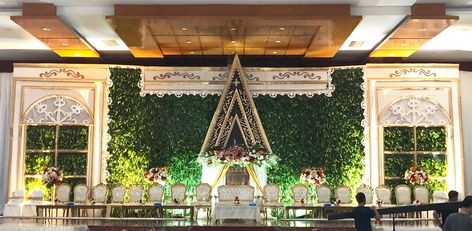 ISYE Dekorasi . Classic Rustic Batak Wedding Decoration . Dekorasi Pelaminan Batak Rustic Batak Wedding, Backdrop Wedding, Wedding Outdoor, Wedding Organization, Wedding Backdrop, Wedding Decoration, Outdoor Wedding, Wedding Decorations, Wedding Inspiration