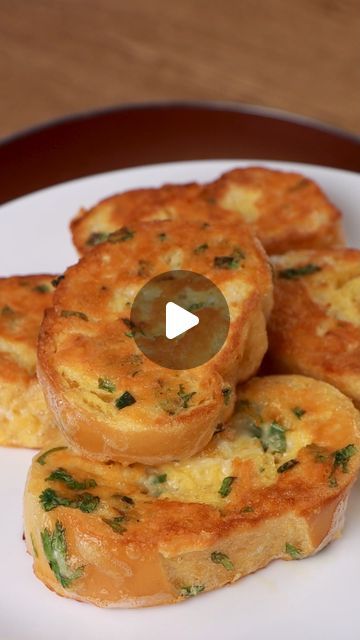 Recognizing Master on Instagram: "If you have stale bread in your house, make this delicious recipe!😍 #foryoupageviralシ゚" Appetizer Using French Bread, What To Make With Stale Bread, Leftover French Bread Recipes, Bread Appetizers Easy, French Bread Appetizers, Recipes With Old Bread, Stale Bread Recipes, Leftover Bread Recipes, Bread Tips