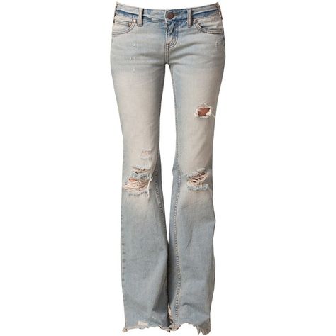 Free People Flare Destroyed Jeans (1.815 NOK) found on Polyvore featuring women's fashion, jeans, pants, bottoms, calÃ§as, free people jeans, destruction jeans, tall jeans, distressed flare jeans and distressed jeans Jeans Polyvore, Jeans Tall, Destructed Jeans, Jeans Destroyed, Torn Jeans, Stylish Jeans, Jeans Ripped, Fashion Jeans, Tall Jeans