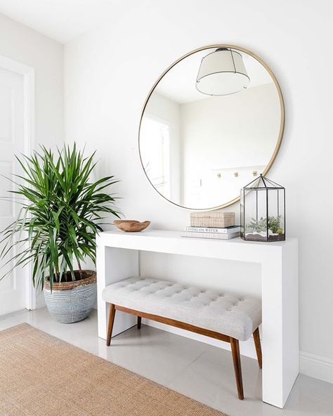 The prettiest peach 🍑. WE LOVE THIS KITCHEN and we’re not sorry about it. Swipe to see the before! #beforeandafter #projectpeachy // 📷:… Small Entry Way, Mid Century Bench, A Frame Cabins, Interior Design Minimalist, Small Entry, Foyer Decorating, A Frame House, Residential Interior Design, Entry Way