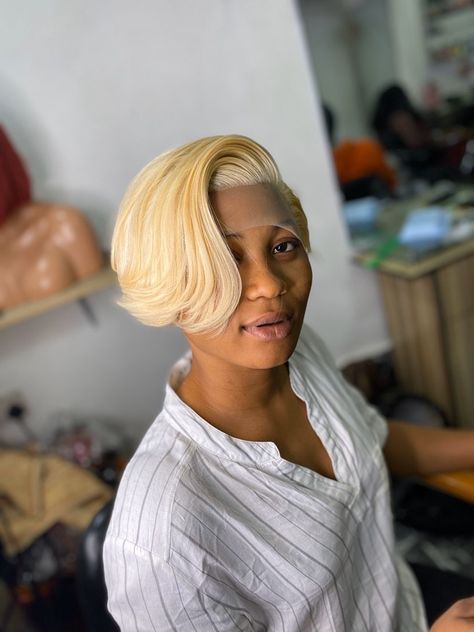 Short frontal wig in blonde Blonde Pixie Wig For Black Women, Short Frontal Wig, Blonde Pixie Wig, Pixie Wig, Twist Braid, Wig For Black Women, Twist Braid Hairstyles, Hair Colours, Braid Hairstyles