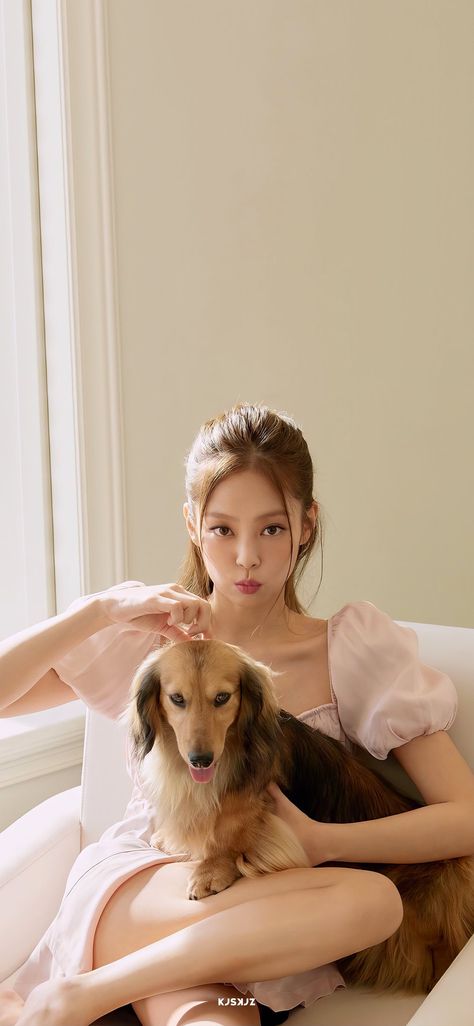 Jennie Blackpink Photoshoot, Jennie Blackpink Aesthetic, Black Hair Kpop, Blackpink Wallpaper, Jennie Kim Blackpink, Casino Sites, Black Pink Instagram, Jennie Lisa, Jennie Kim