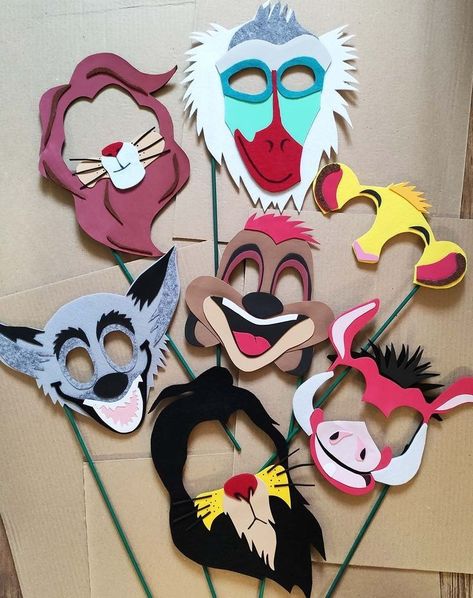 Lion King Diy Crafts, Lion King Masks Diy, Lion King Crafts For Kids, Lion King Mask, Lion King Crafts, Lion King Theatre, Lion King Photos, Lion King Costume, Lion Party