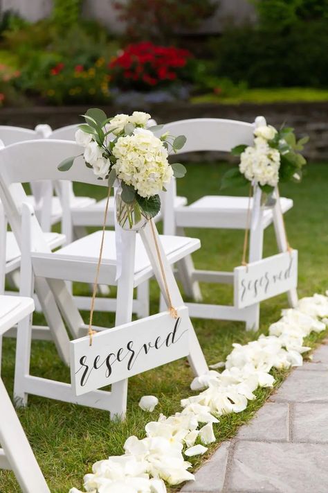 Outdoor Wedding Aisle, Wedding Aisle Decorations Outdoor, Outside Wedding Ceremonies, Wedding Aisle Decor, Wedding Aisle Outdoor, Diy Outdoor Weddings, Aisle Decorations, Wedding Isles, Ceremony Chairs