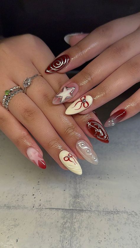 Nails For A Pink Hoco Dress, Easy Simple Nails Design, Nail Designs For Red Nails, Soft Almond Nails Designs, Leaves On Nails Fall, Red And Black Fall Nails, Fall Nails Coquette, Almond Nails Designs November, Crimson And Cream Nails