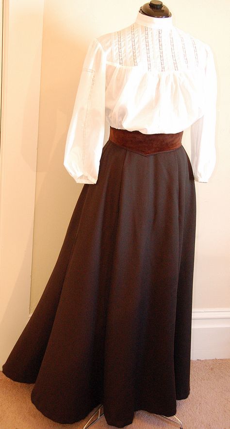 Edwardian Belt, Early 1900s Fashion, Teacher Attire, 1900 Fashion, 1900s Fashion, 1910s Fashion, School Dress, Edwardian Dress, Edwardian Style