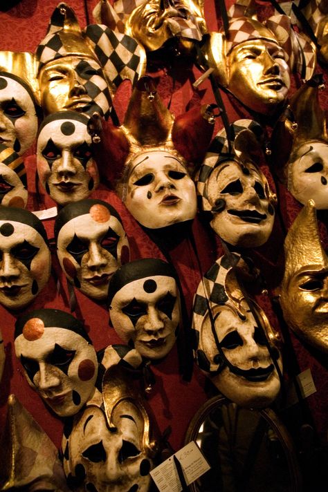 Circus Aesthetic, Venice Mask, Dark Circus, Venetian Carnival Masks, Venetian Carnival, Carnival Of Venice, Venice Carnival, Venetian Masks, Venetian Mask