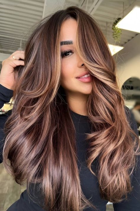 Here are 30 gorgeous and trendy caramel hair ideas to inspire your future hair makeover. One-tone, caramel balayage, subtle highlights, and many more ideas await you! Reddish Brown Hair Color, Layers Bangs, Cinnamon Hair, Brown Hair With Caramel Highlights, Hair Color Caramel, Brunette Hair With Highlights, Gorgeous Hair Color, Colored Curly Hair, Caramel Hair