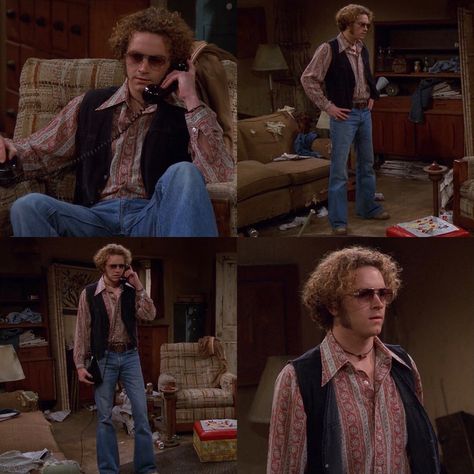 That 70s Show Outfits Hyde, Kelso That 70s Show Outfits, That 70s Show Costume, Hyde That 70s Show Outfits, Steven Hyde Outfit, Hyde Outfits, Thats 70 Show Outfit, 70s Vampire, That 70s Show Fashion