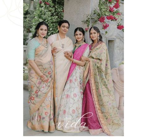 Mother And Daughter Outfits, Bride Saree, Daughter Outfits, Simple Lehenga, Bridal Sarees South Indian, Half Saree Lehenga, Lehenga Designs Simple, Fashionable Saree Blouse Designs, Bride Photoshoot