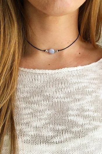 Blue Lace Agate Jewelry, Agate Necklaces, Blue Lace Agate Necklace, Gift Ideas Jewelry, Crystal Healing Chart, Blue Gemstone Necklace, Quartz Choker, Disney Cuties, Women Necklaces