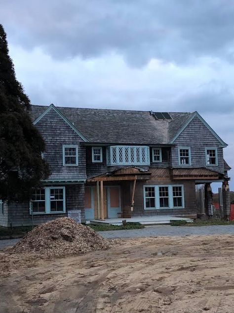 The Grey Gardens Renovation Is Underway—and People Aren't Happy About It- TownandCountrymag.com Grey Gardens Movie, Grey Gardens House, Edie Bouvier Beale, Edith Bouvier Beale, Edie Beale, Movie Houses, Gray Gardens, Peer Gynt, Green Gardens