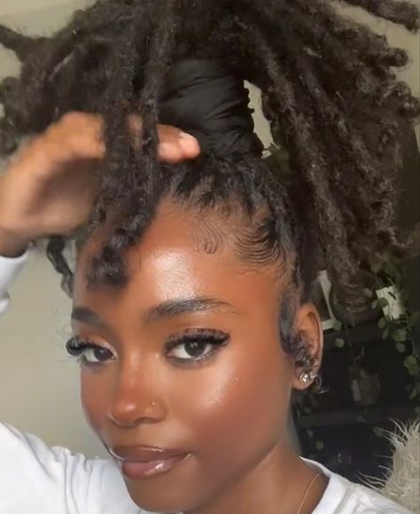 Edges On Locs, Natural Straight Hair, Hair Knot, Short Locs Hairstyles, Hair Solutions, Dreadlock Hairstyles, Hair Crush, Locs Hairstyles, Baddie Hairstyles