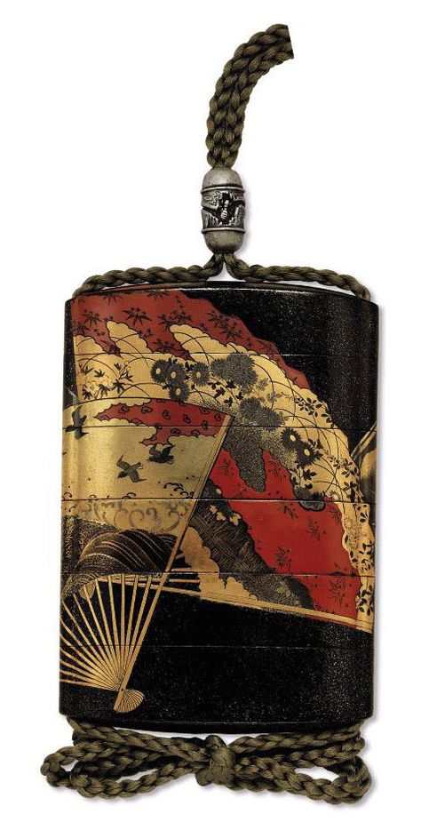 Inro Japan, Japanese Jewellery, Japanese Inro, Japanese Handbag, Asian Style Art, Medieval Japan, Japanese Lacquerware, Turning Japanese, Japanese Fan