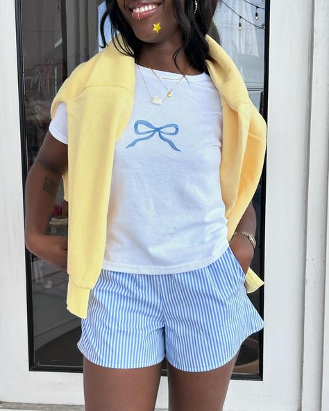 On todays brunch menu: Butter yellow and baby blue 🧈🪺 Blue White Yellow Outfit, Butter Color Outfit, Butter Yellow Aesthetic, Aesthetic Yellow Outfits, Yellow And Blue Outfits, Yellow Blue Aesthetic, Butter Yellow Outfit, Blue And Yellow Outfit, Blue And Yellow Aesthetic