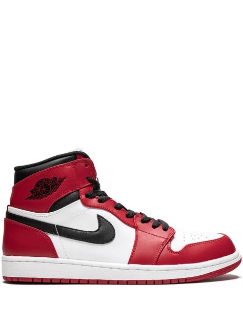 JORDAN JORDAN AIR JORDAN 1 RETRO HIGH SNEAKERS - WEIß. #jordan #shoes Pretty Shoes Sneakers, Jordan Red, Jordan Air, Air Jordan 1 Retro High Og, High Sneakers, Air Jordan 1 Retro High, Air Jordan 1 Retro, Jordan 1 Retro High, Jordan 1 Retro