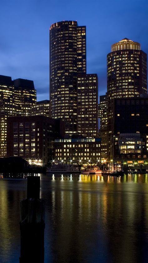 Boston Boston At Night, Boston Wallpaper, Boston Downtown, Downtown Pictures, Boston Usa, Background Hd Wallpaper, Aesthetic Vibes, World Cities, City Landscape