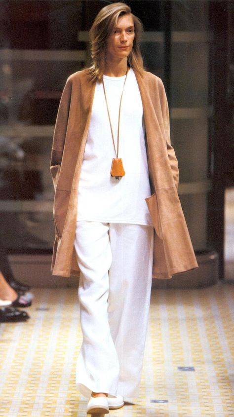 Hermes 1999, Hermes Margiela, 1990s Fashion, Bad Design, Martin Margiela, Plain Design, 가을 패션, 90s Fashion, Casual Style