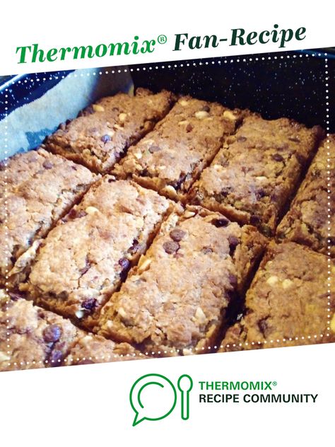 Thermomix Biscuits, Tm6 Recipes, Muesli Bar Recipe, Thermomix Bread, Thermomix Baking, Healthy Crackers, Muesli Bars, Healthy Sweet Snacks, Recipe Tin