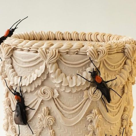 Vegan Treats, Inc. on Instagram Dark Vintage Cake, Vintage Halloween Cake, Ethereal Birthday, Love Bug Cake, Gothic Birthday Cakes, Victorian Cakes, Scary Cakes, Spooky Cake, Bug Cake