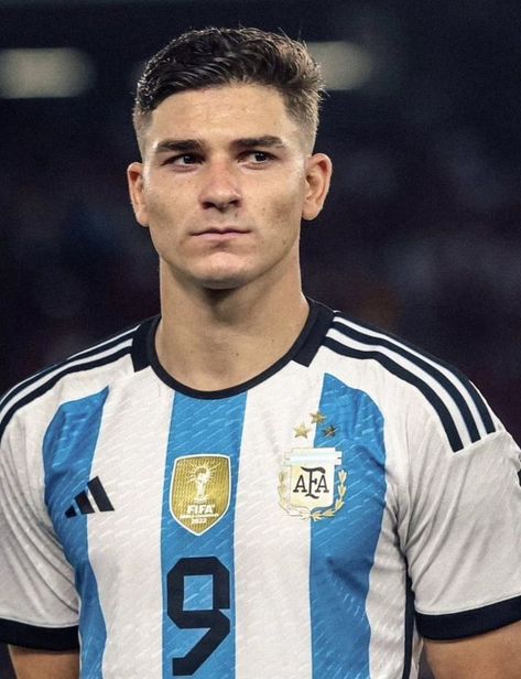 Argentina Team, Julian Alvarez, Hottest Guy Ever, Lionel Messi, Black Panther, Manchester City, Football Team, Football Players, Fifa